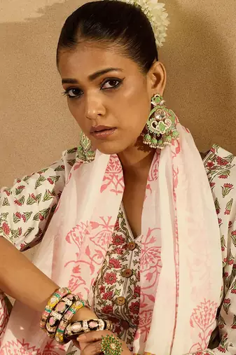 Floral Printed V-Neck Pure Cotton Straight Kurta with Trousers & With Dupatta
