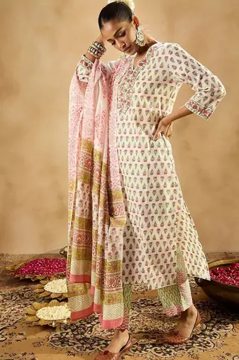 Floral Printed V-Neck Pure Cotton Straight Kurta with Trousers & With Dupatta