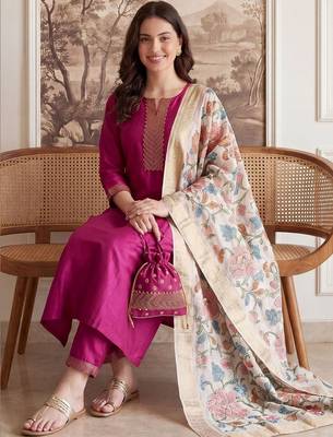 Women Floral Regular Thread Work Kurta with Trousers & With Dupatta 1