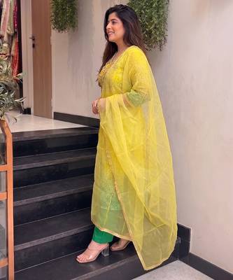 Lemon yellow printed & embroidered chinon straight salwar suit set with orgenza dupatta 2
