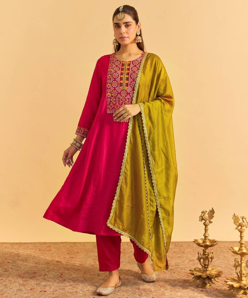 Gajri embroidered vichitra silk flared salwar suit set with vichitra silk dupatta