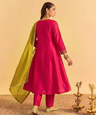 Gajri embroidered vichitra silk flared salwar suit set with vichitra silk dupatta 3