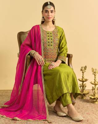 Liril embroidered vichitra silk flared salwar suit set with vichitra silk dupatta 5