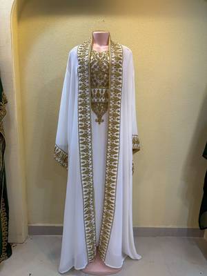Elegant White & Gold Embroidered Traditional Kaftan – Luxury Moroccan/Arabian Style Dress 3