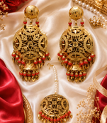 Golden leaf punjabi earring tikka set