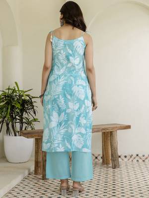 Sky Blue Women Floral Printed Cotton Kurta with Pyjama & Dupatta 4