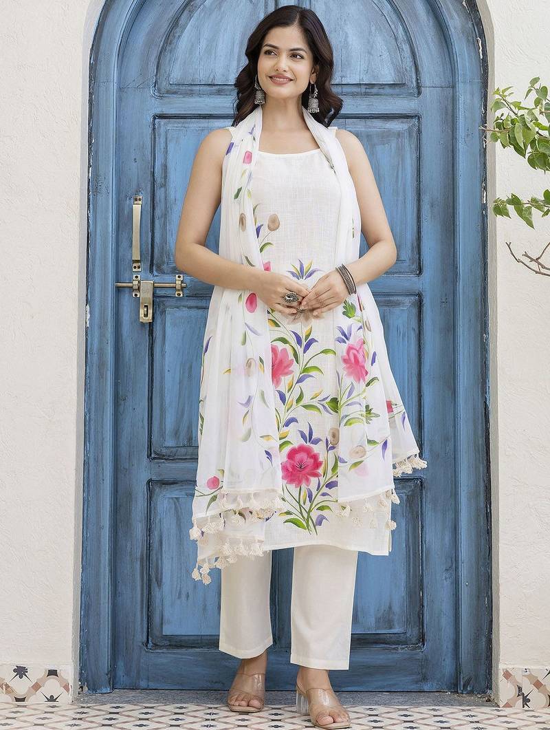White Floral Printed Shoulder Strap Cotton Kurta with Pyjamas & Dupatta