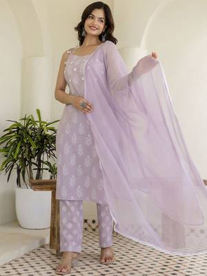 Lavender Women Floral Printed Cotton Kurta with Pyjama & Dupatta 1