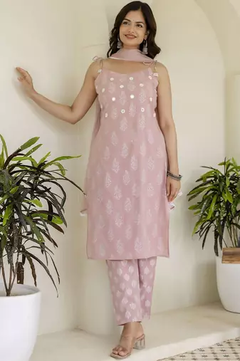 Pink Women Floral Printed Cotton Kurta with Pyjama & Dupatta