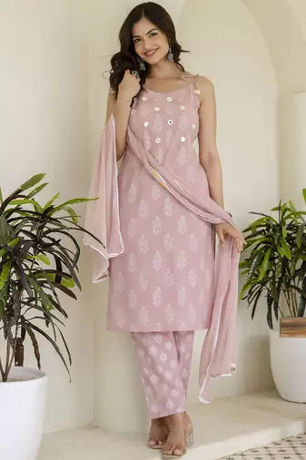 Pink Women Floral Printed Cotton Kurta with Pyjama & Dupatta