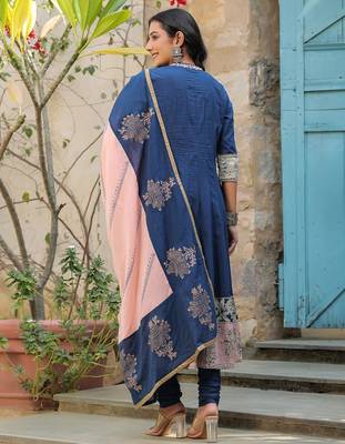 Blue Ethnic Motifs Printed Cotton Anarkali Kurta With Churidar & Dupatta Set 4