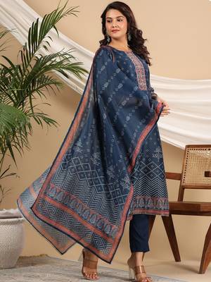 Blue Bandhani Printed Sequinned Kurta with Trousers & Dupatta Set 3