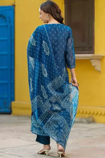 Blue Women Ethnic Motifs Printed Kurta with Trousers & Dupatta Cotton Set
