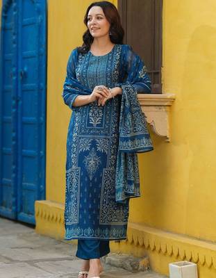 Blue Women Ethnic Motifs Printed Kurta with Trousers & Dupatta Cotton Set 6
