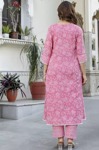 Pink Women Floral Embroidered Thread Work Anarkali Cotton Kurta Trousers & With Dupatta