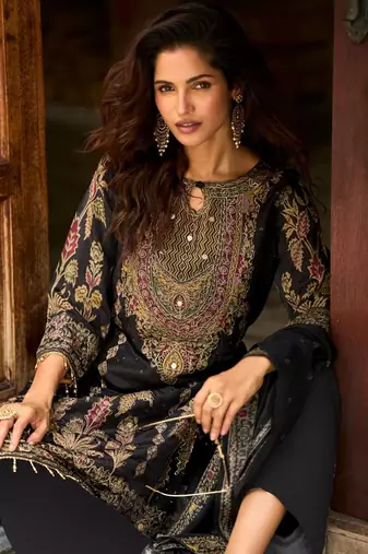 Black Ethnic Motifs Printed Silk Blend Straight Kurta With Trousers & Dupatta