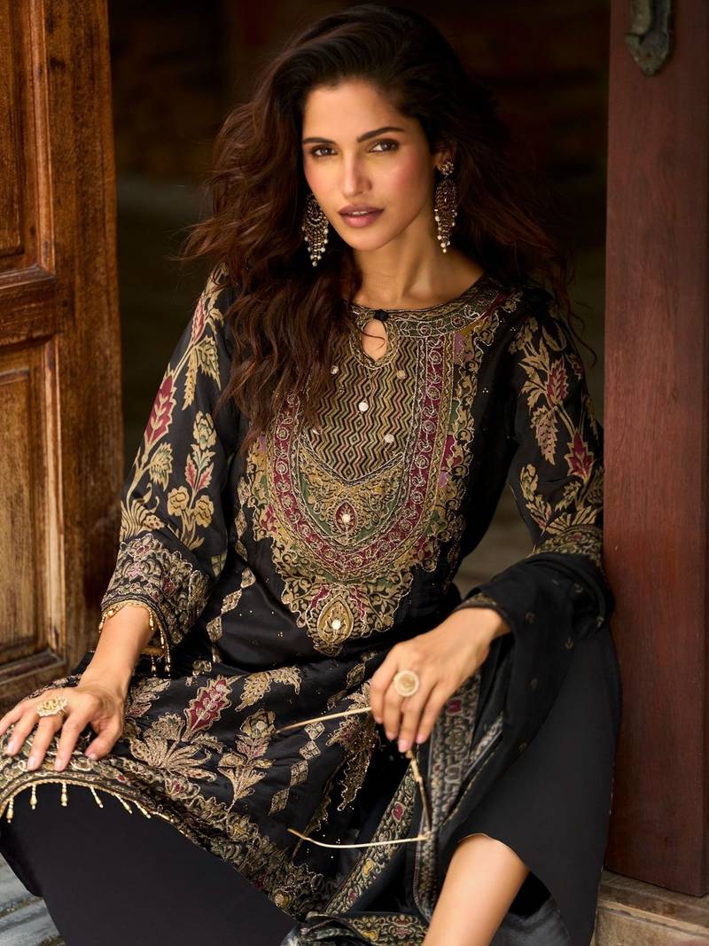 Black Ethnic Motifs Printed Silk Blend Straight Kurta With Trousers & Dupatta