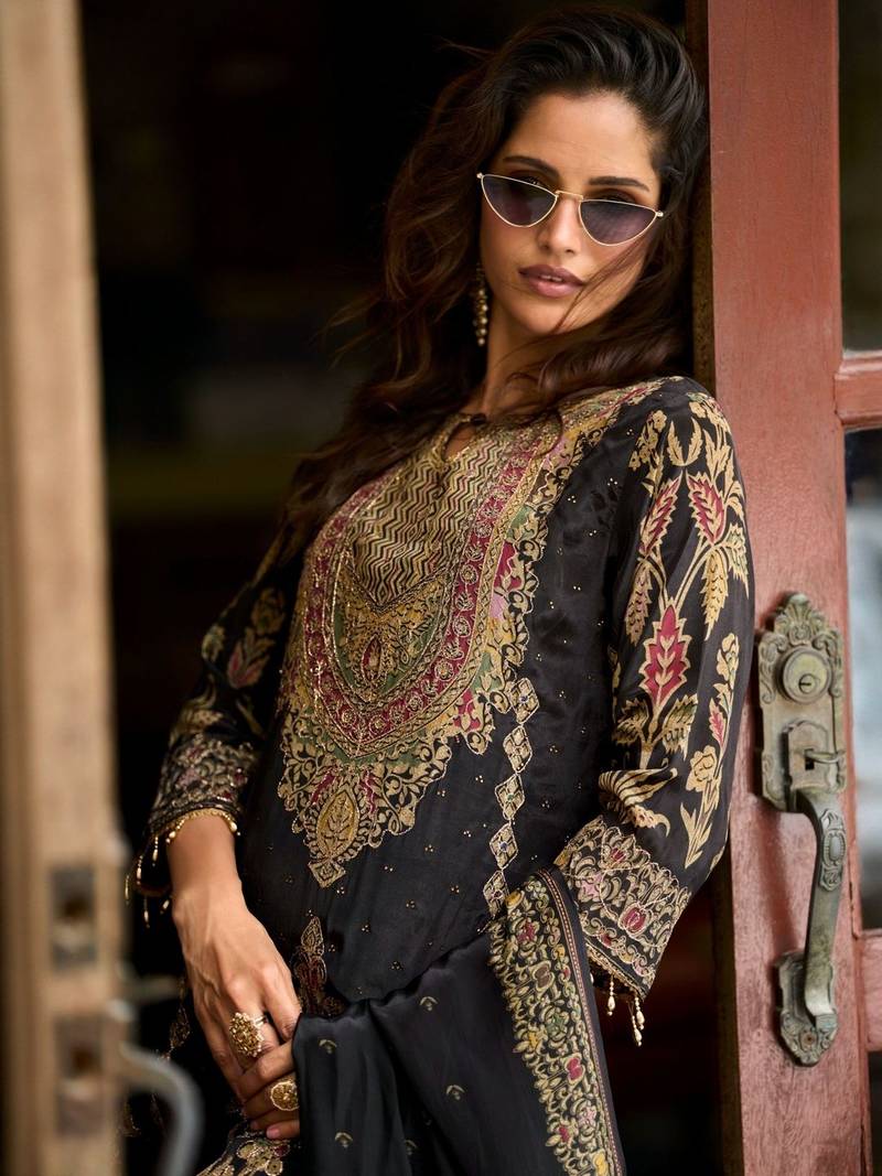 Black Ethnic Motifs Printed Silk Blend Straight Kurta With Trousers & Dupatta