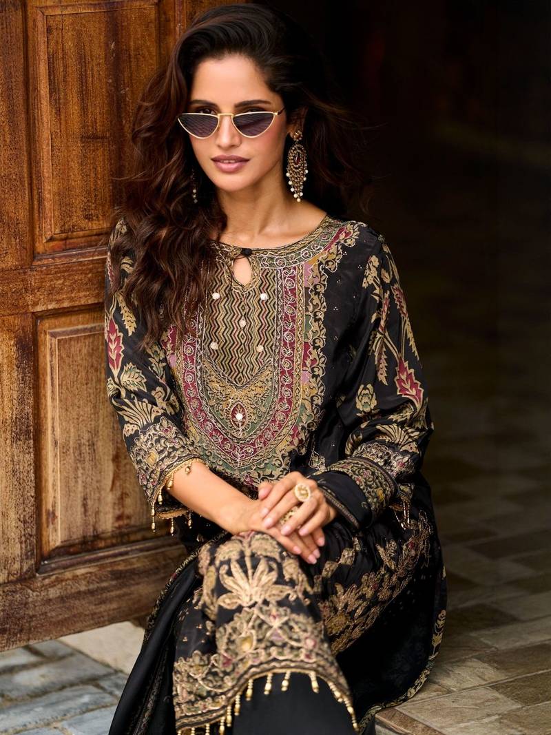 Black Ethnic Motifs Printed Silk Blend Straight Kurta With Trousers & Dupatta