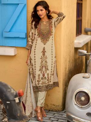 Off White Ethnic Motifs Printed Round Neck Silk Blend Straight Kurta With Trousers & Dupatta 4