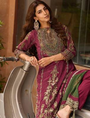 Rani Pink Ethnic Motifs Embroidered Regular Thread Work Silk Blend  Kurta with Trousers & With Dupatta 2