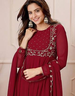 Women's maroon georgette embroidered kurta set with pant and dupatta 5