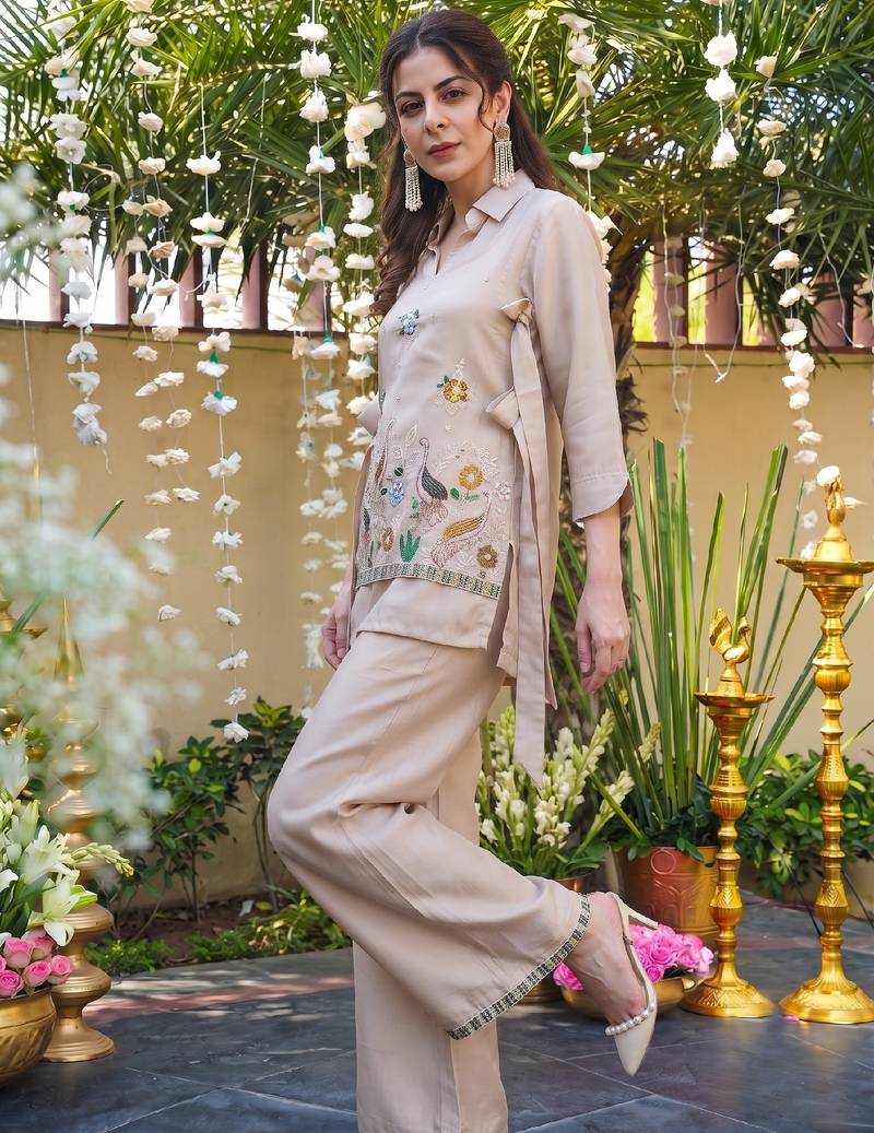 Women's cream viscose embroidered kurti set with pant