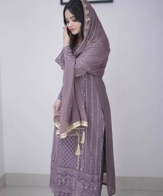 Women's mauve georgette embroidered straight kurta set with pant and dupatta 4