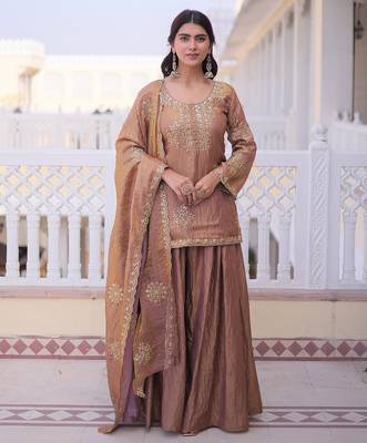 Women's peach silk blend embroidered kurta set with palazzo and dupatta 3