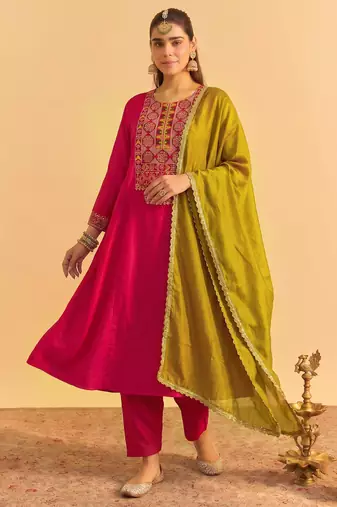 Women's pink silk blend embroidered straight kurta set with pant and dupatta