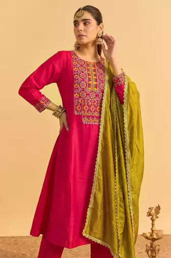 Women's pink silk blend embroidered straight kurta set with pant and dupatta