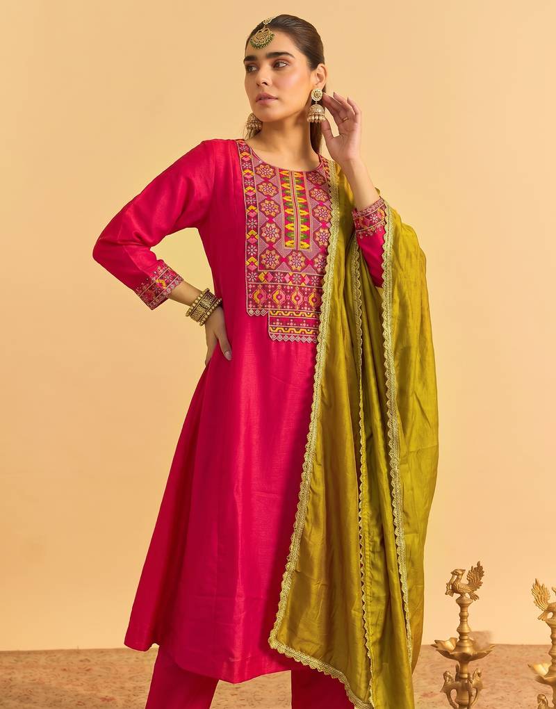Women's pink silk blend embroidered straight kurta set with pant and dupatta
