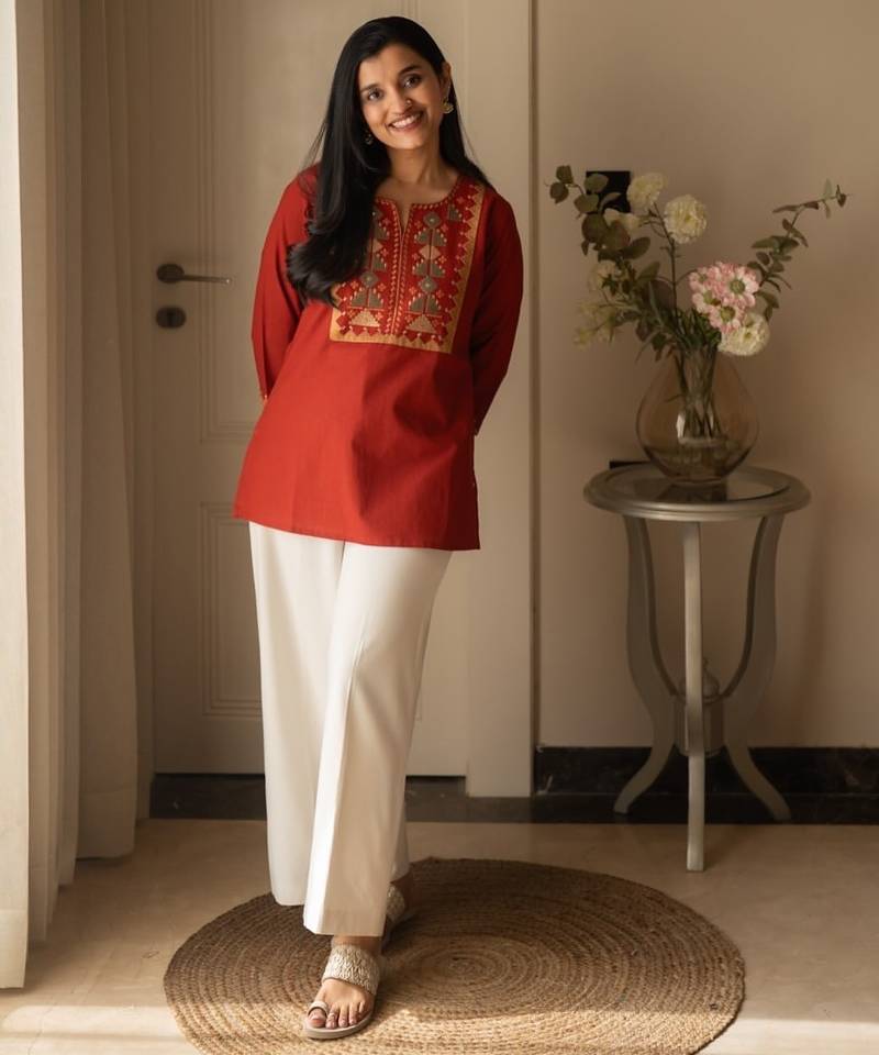Floral embroidered pure cotton round neck co-ord set