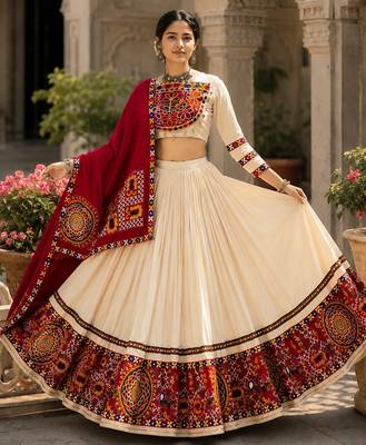 vanilla gamthi mirror work lehenga choli- free size 3
