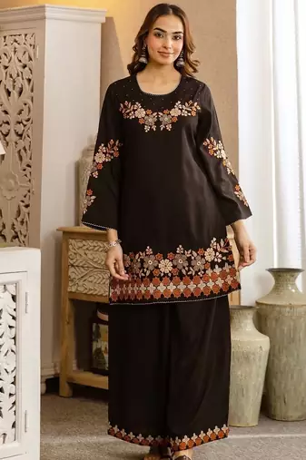 Floral embroidered pure cotton round neck co-ord set