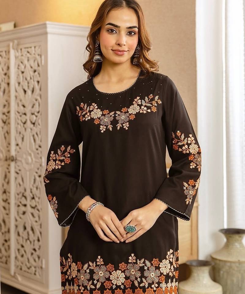 Floral embroidered pure cotton round neck co-ord set