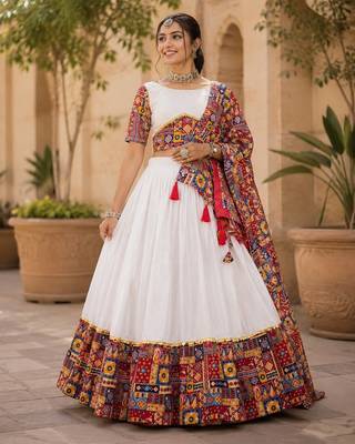 red full set stitched chaniya choli patch work- free size 3