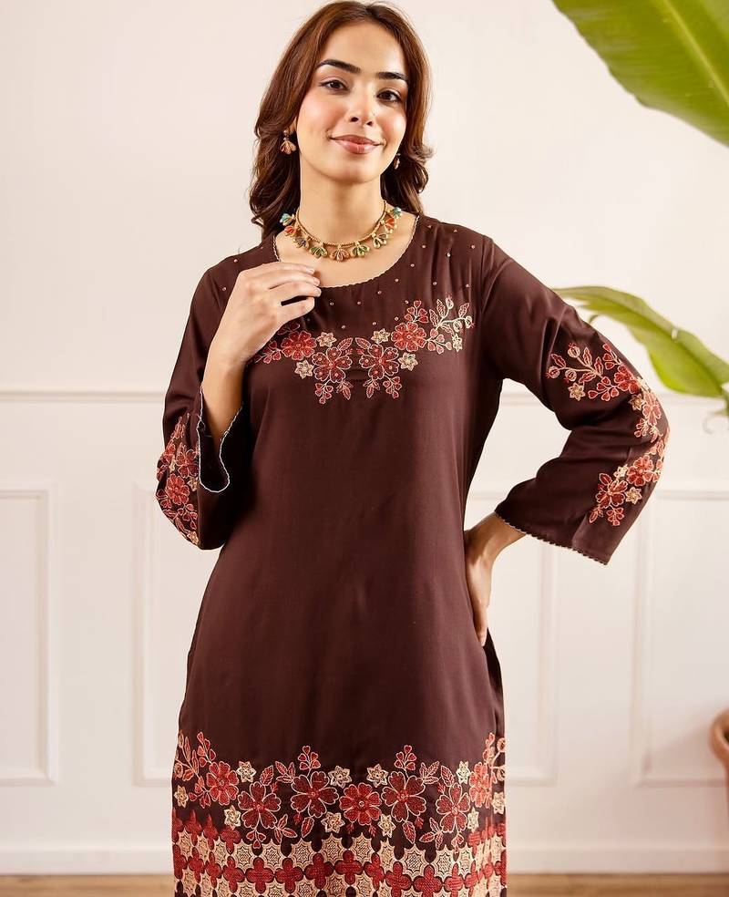 Floral embroidered pure cotton round neck co-ord set