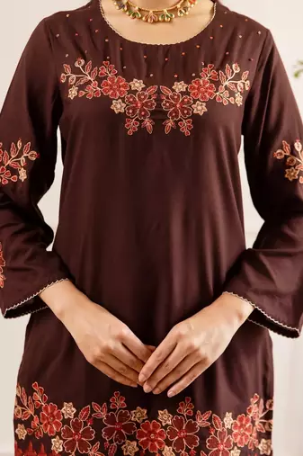 Floral embroidered pure cotton round neck co-ord set