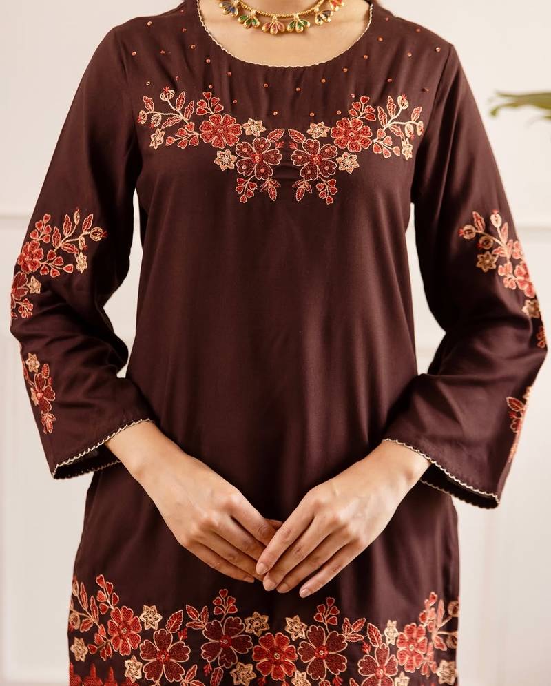 Floral embroidered pure cotton round neck co-ord set