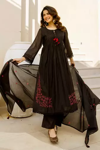 Floral embroidered pure cotton round neck kurta trouser & dupatta set