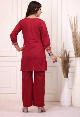 Floral embroidered pure cotton v neck co-ord set 2