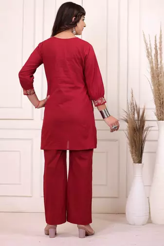 Floral embroidered pure cotton v neck co-ord set