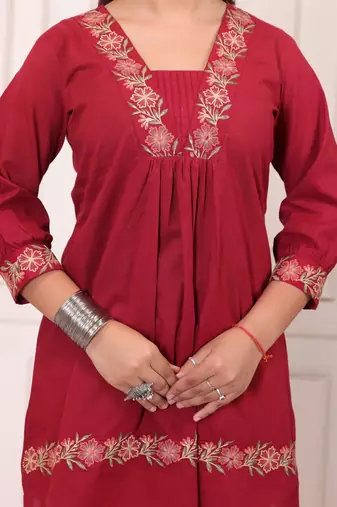 Floral embroidered pure cotton v neck co-ord set