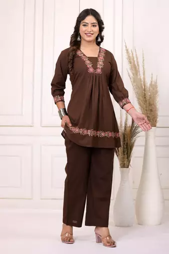 Floral embroidered pure cotton v neck co-ord set