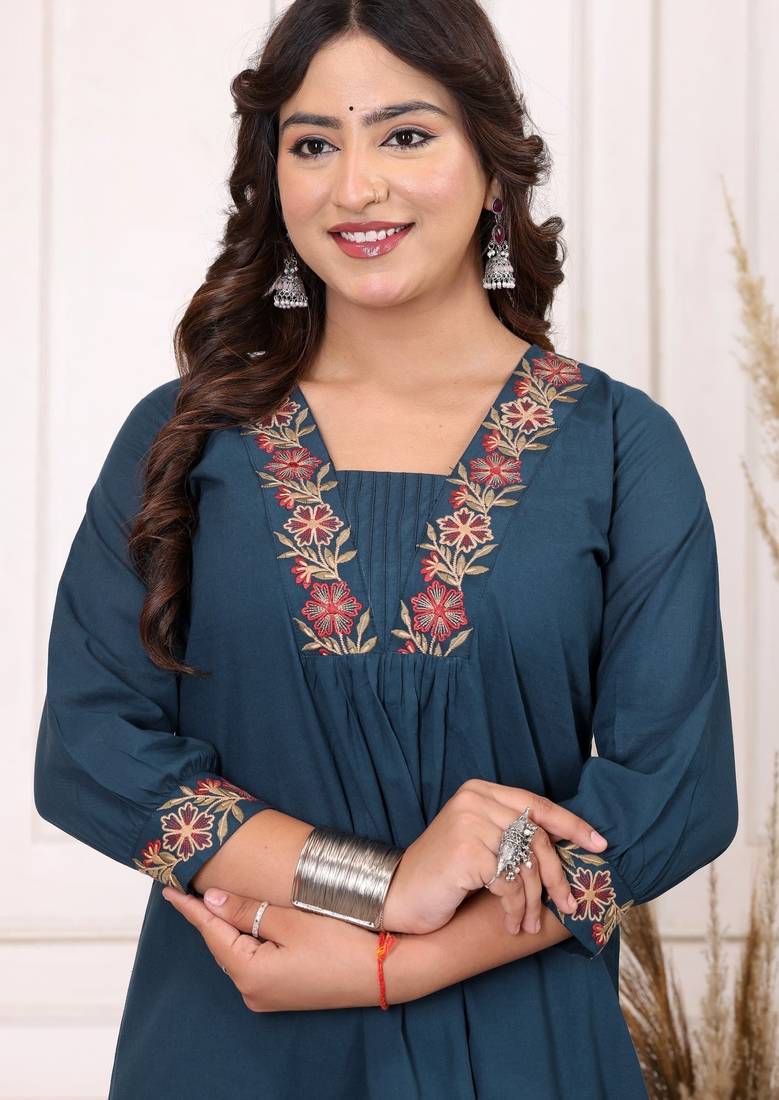 Floral embroidered pure cotton v neck co-ord set
