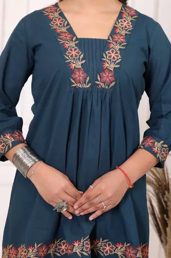 Floral embroidered pure cotton v neck co-ord set