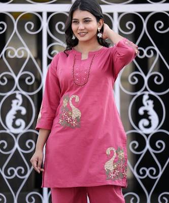 Floral embroidered pure cotton round neck co-ord set 4