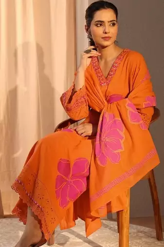 Floral printed pure cotton v neck kurta trouser & dupatta set