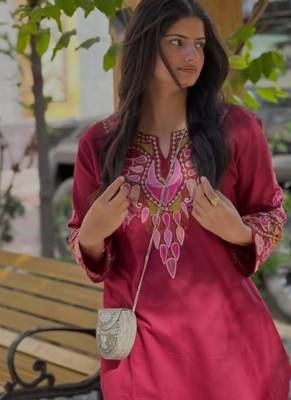 Floral embroidered pure cotton round neck co-ord set 4